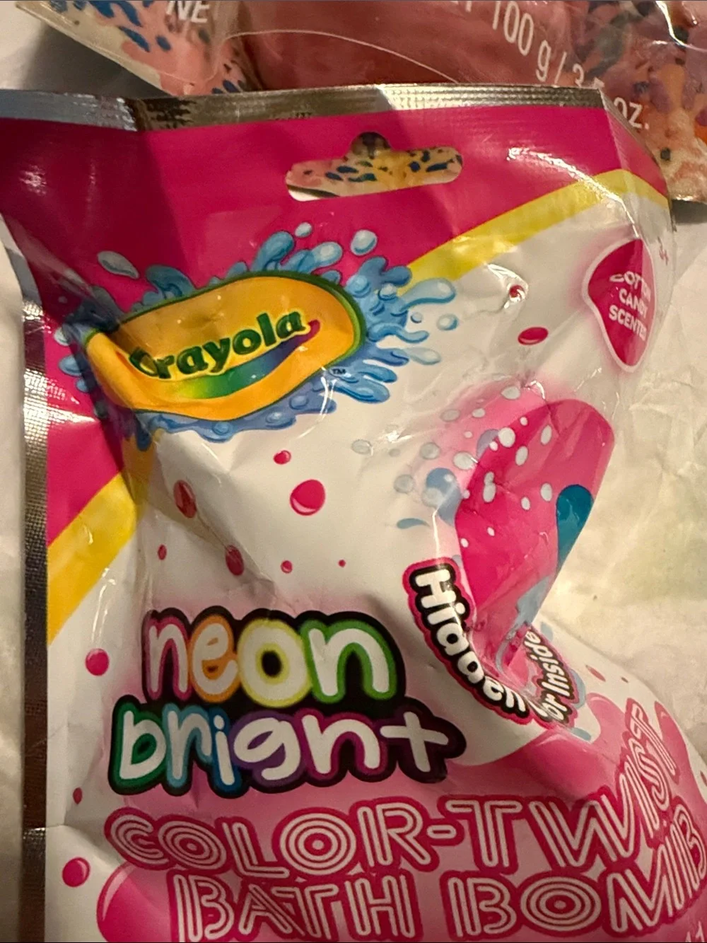 Crayola Neon Bright Color-Twist Bath Bombs - Pink, simply sweet bath bombs
